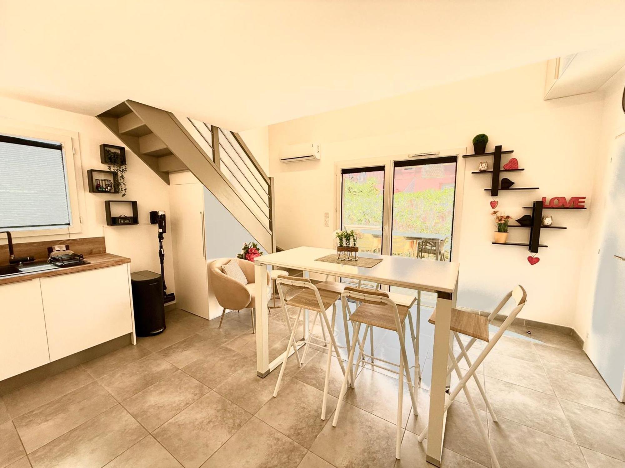 Residence Hoteliere Les Hameaux De Saint Cyprien Appartement 2 Chambres Lecci Exterior foto